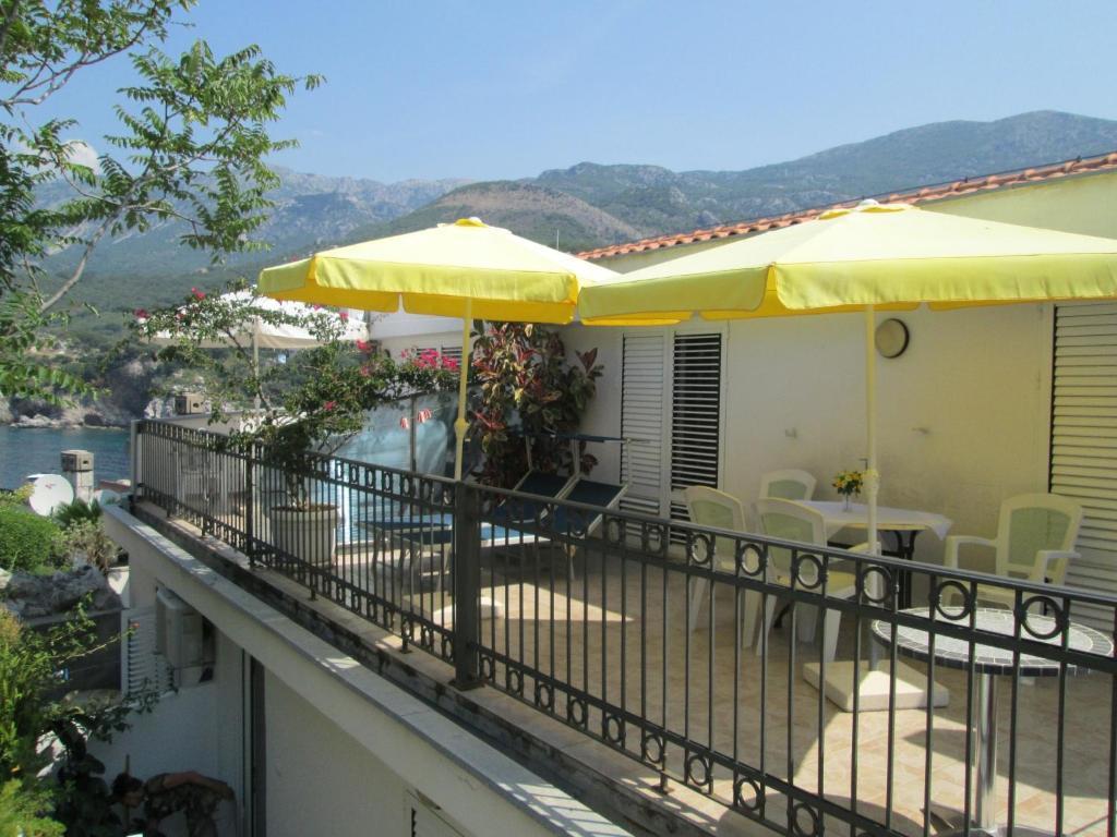 Apartments Mitrovici Milocer Sveti Stefan Cameră foto
